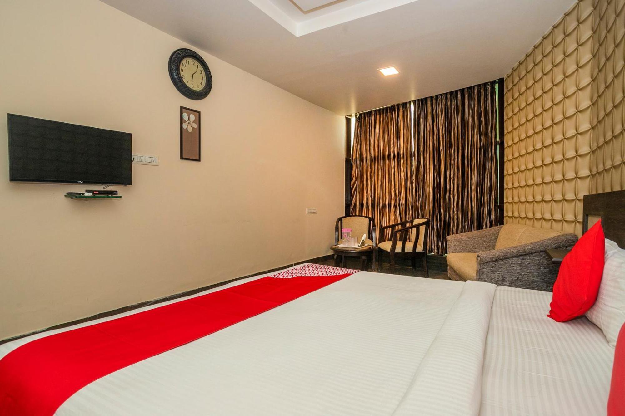 Super Collection O Indian Suites Near Sitara Restaurant Bangalore Exterior photo