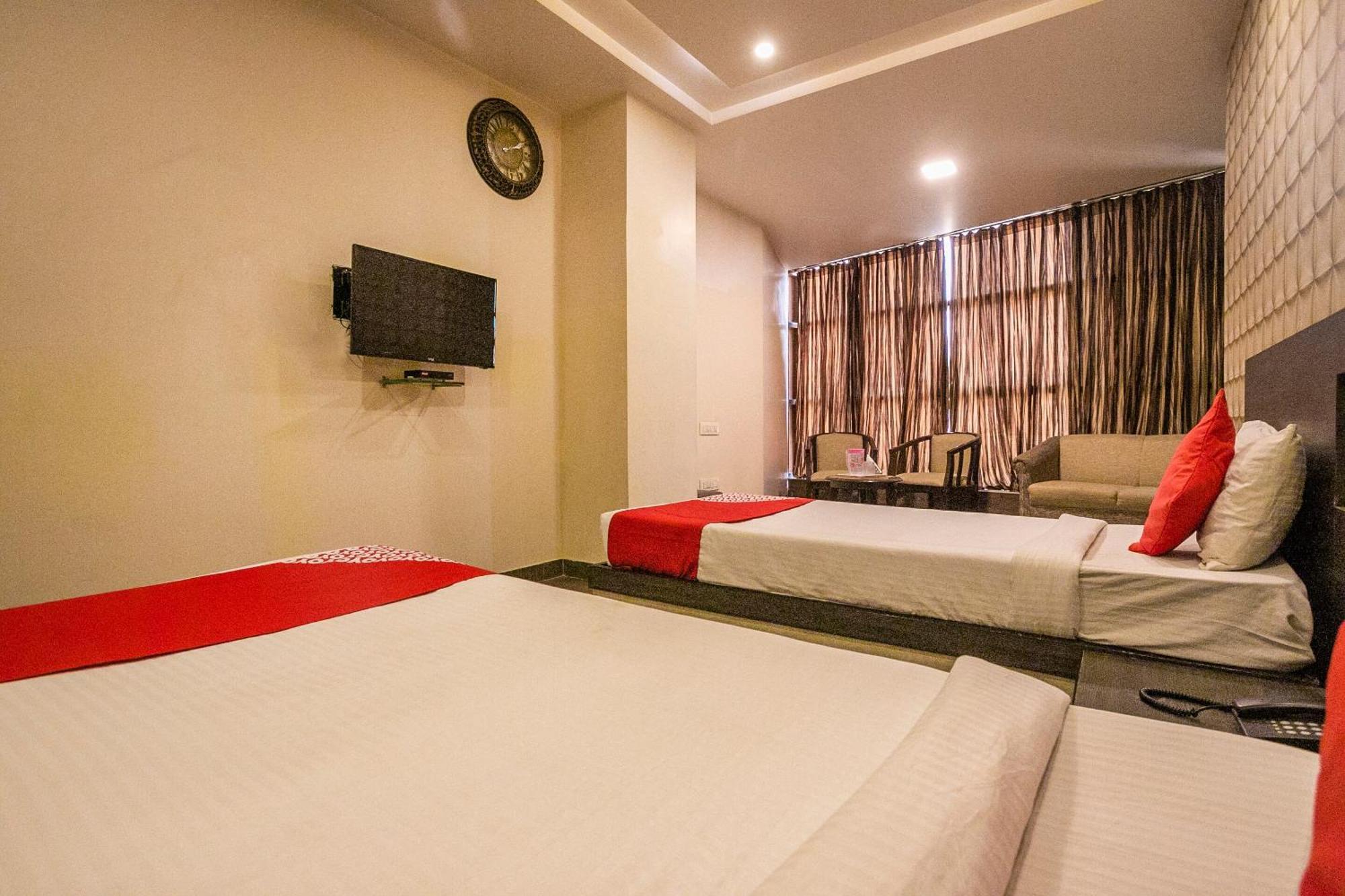 Super Collection O Indian Suites Near Sitara Restaurant Bangalore Exterior photo